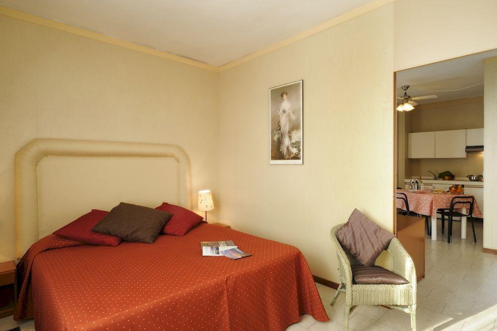 Residence San Marco Suites&Apartments Alassio Dış mekan fotoğraf