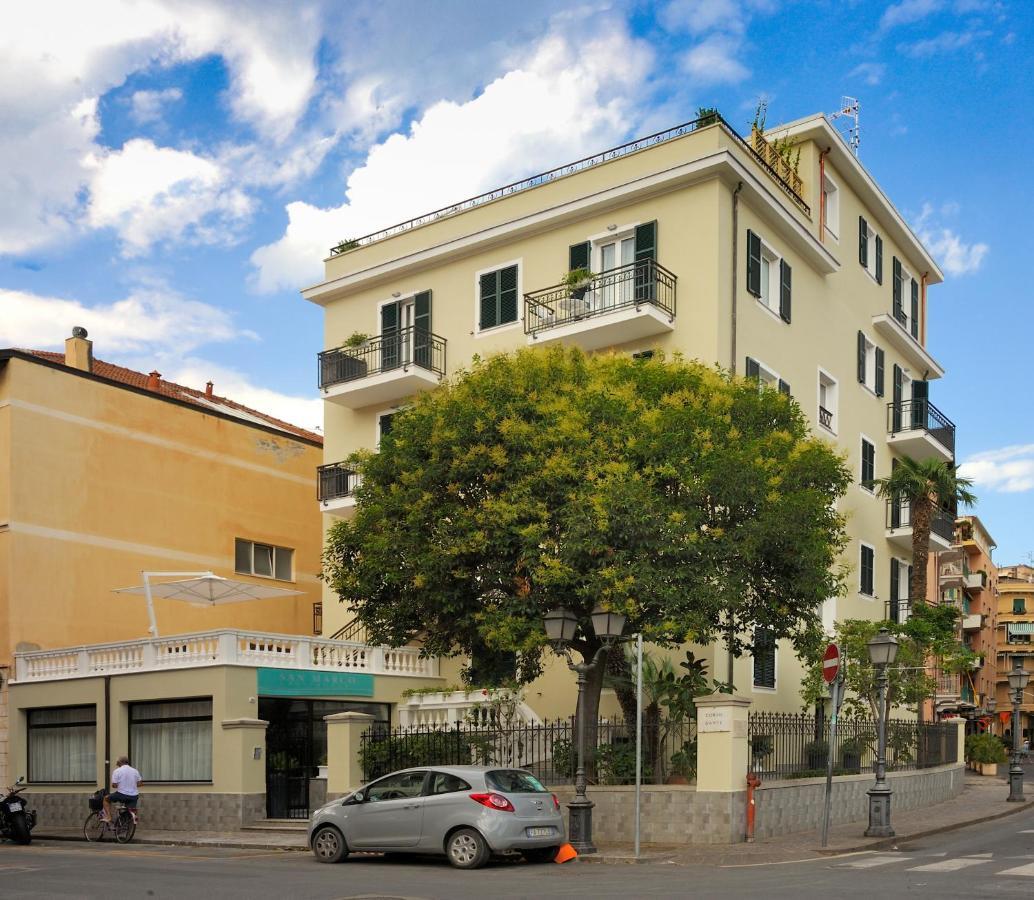 Residence San Marco Suites&Apartments Alassio Dış mekan fotoğraf